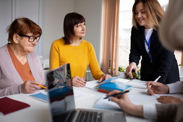 Apprentissage Moyen Des Personnes âgées