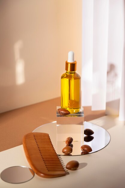 Arrangement de compte-gouttes d'huile d'argan naturel