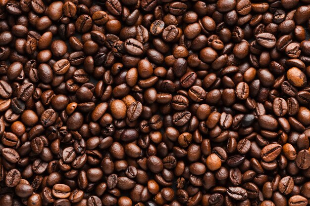 Arrangement de gros grains de café