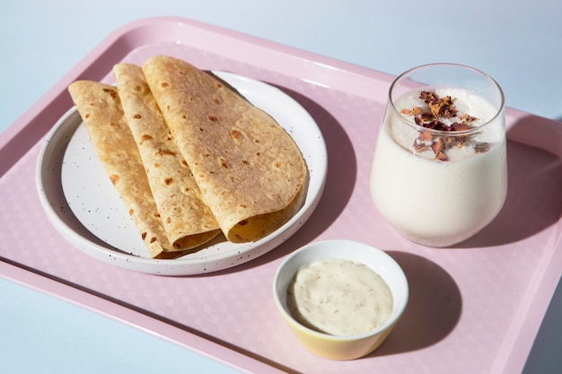 Arrangement de roti délicieux indien