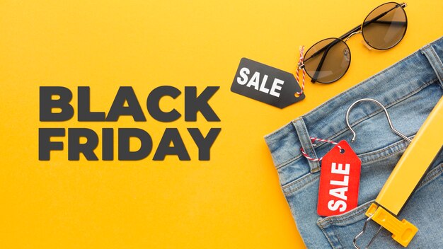 Arrangement de vente du vendredi noir avec étiquettes