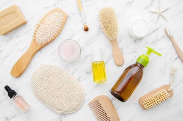 Arrangement de la vue de dessus avec des produits cosmétiques