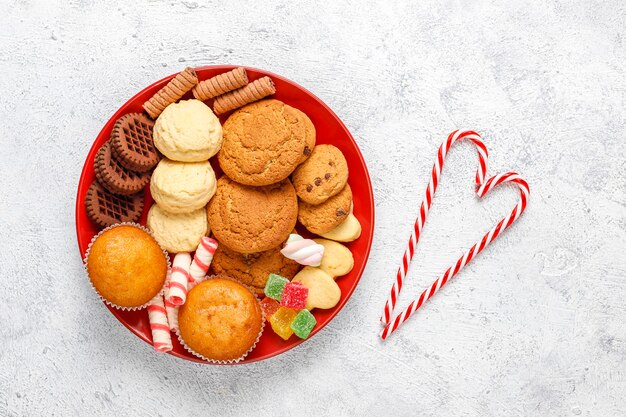 Assiette de bonbons de Noël.