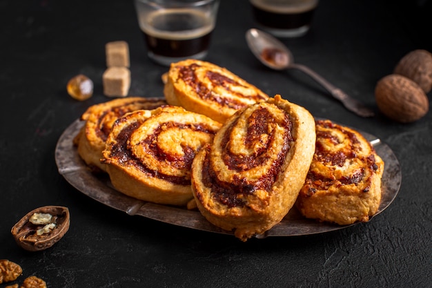 Assiette Plate Avec Brioches