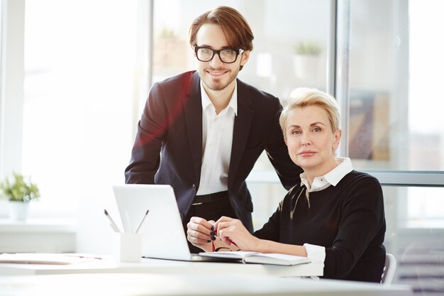 Associés jeunes et matures