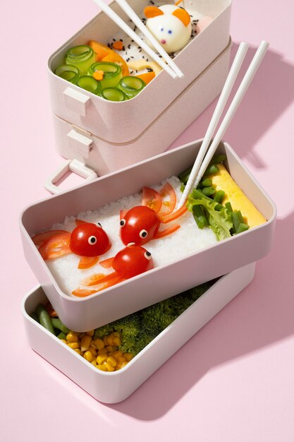 Assortiment de boîtes à bento japonaises