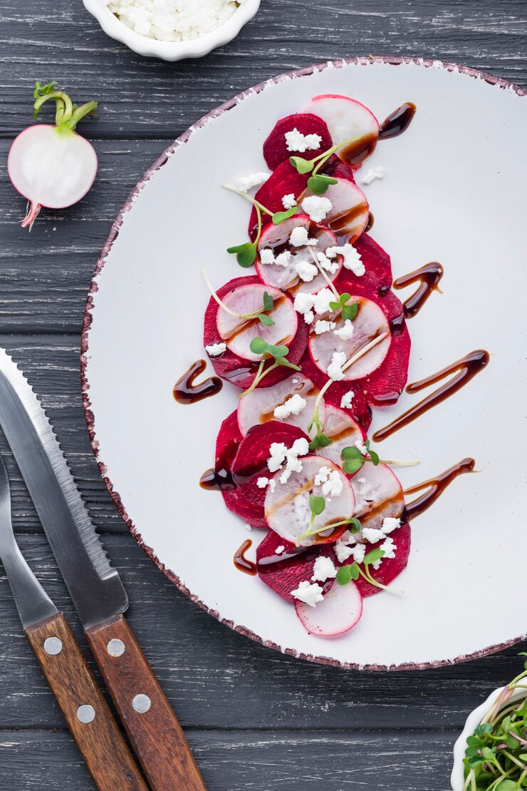 Photo gratuit assortiment créatif de plats délicieux