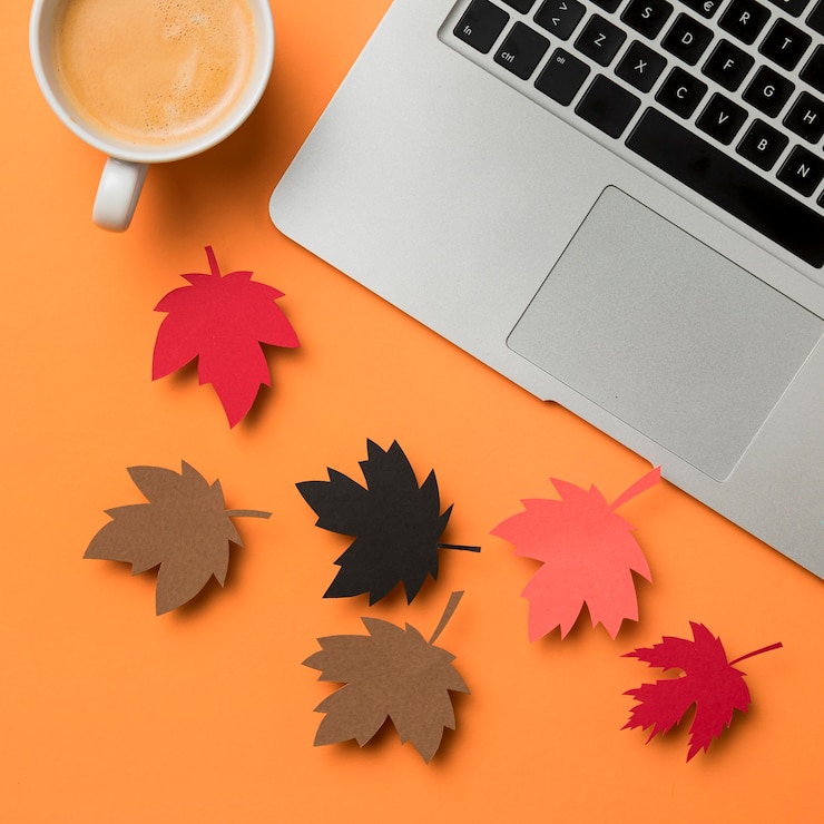 Photo gratuit assortiment de feuilles d'automne à plat