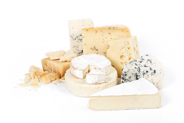 Assortiment de morceaux de fromage