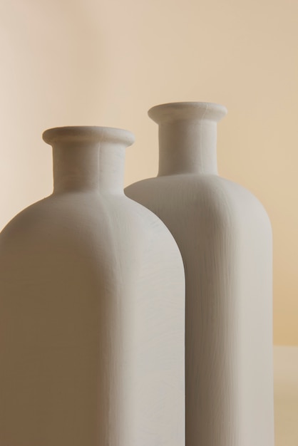 Assortiment de vases modernes minimalistes blancs