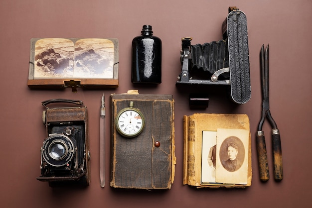 Photo gratuite au-dessus de la disposition des objets vintage