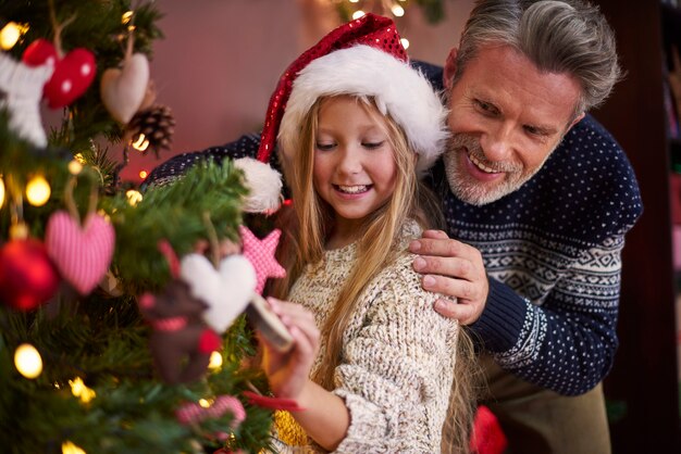 Et un autre ornement sur notre sapin de Noël