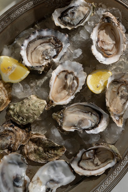 Photo gratuite avis de plat composé de délices d'huîtres