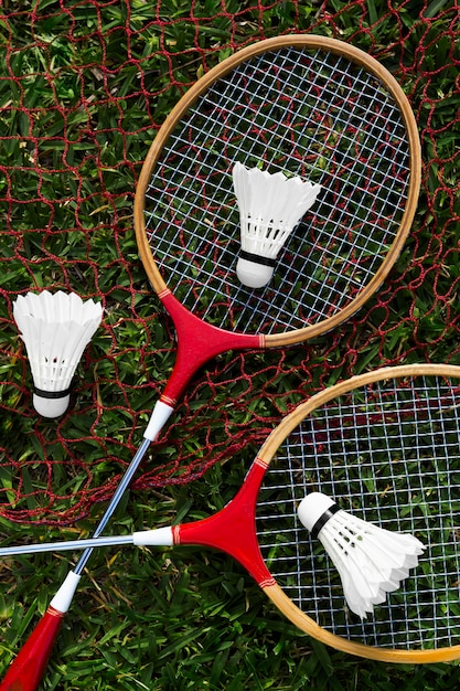 Le badminton définit la nature morte au-dessus de la vue