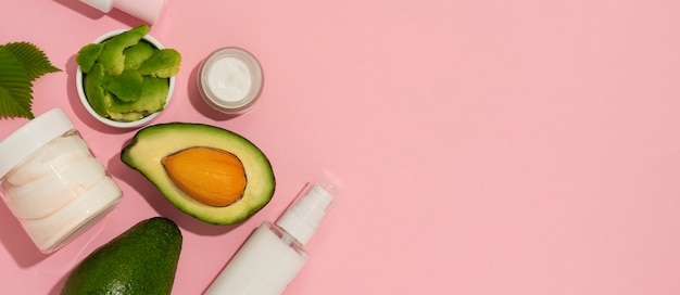 Bannière horizontale pour produits cosmétiques à l'avocat