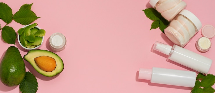Photo gratuit bannière horizontale pour produits cosmétiques à l'avocat
