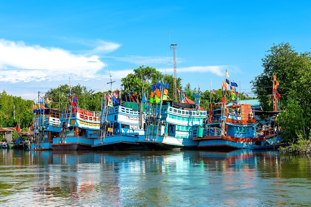 Bateau de pêche.