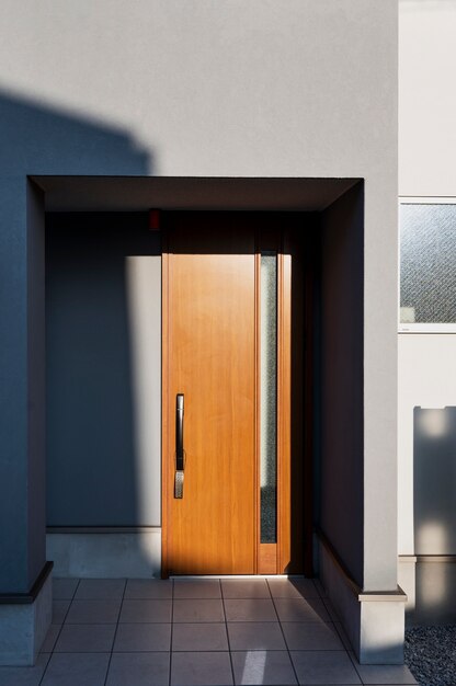 Bâtiment japonais d'entrée de maison minimale