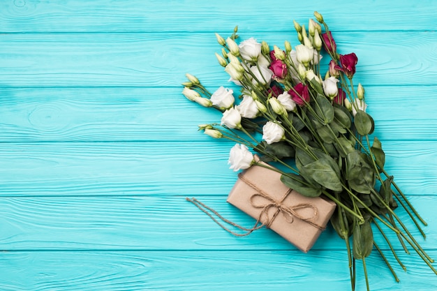 Beau bouquet de fleurs