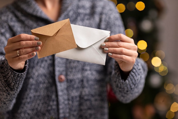 Beau concept de Noël à la maison avec espace copie