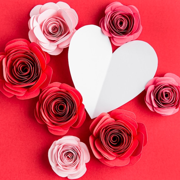 Beau concept de la Saint-Valentin avec des roses