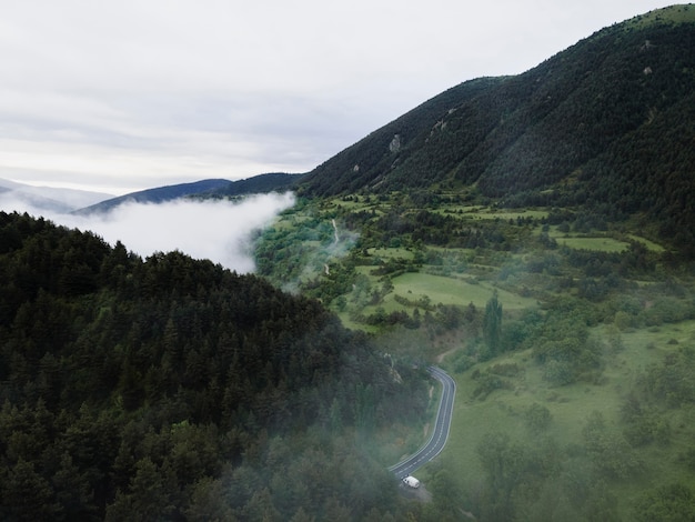 Beau paysage de montagne