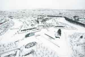 Photo gratuite beau paysage et paysage urbain de la tour fort goryokaku dans la ville de hakodate hokkaido