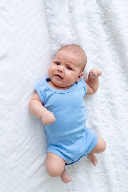 Bebe Garcon Pleure Triste Portrait D Enfant Photo Gratuite