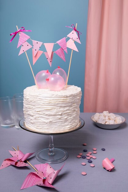 Belle et élégante décoration de gâteau