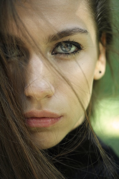 Photo gratuite belle femme close-up