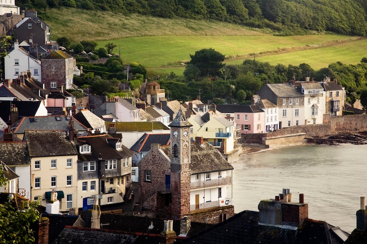 Photo gratuit belle photo des bâtiments kingsand cawsand près de la mer à cornwall, uk