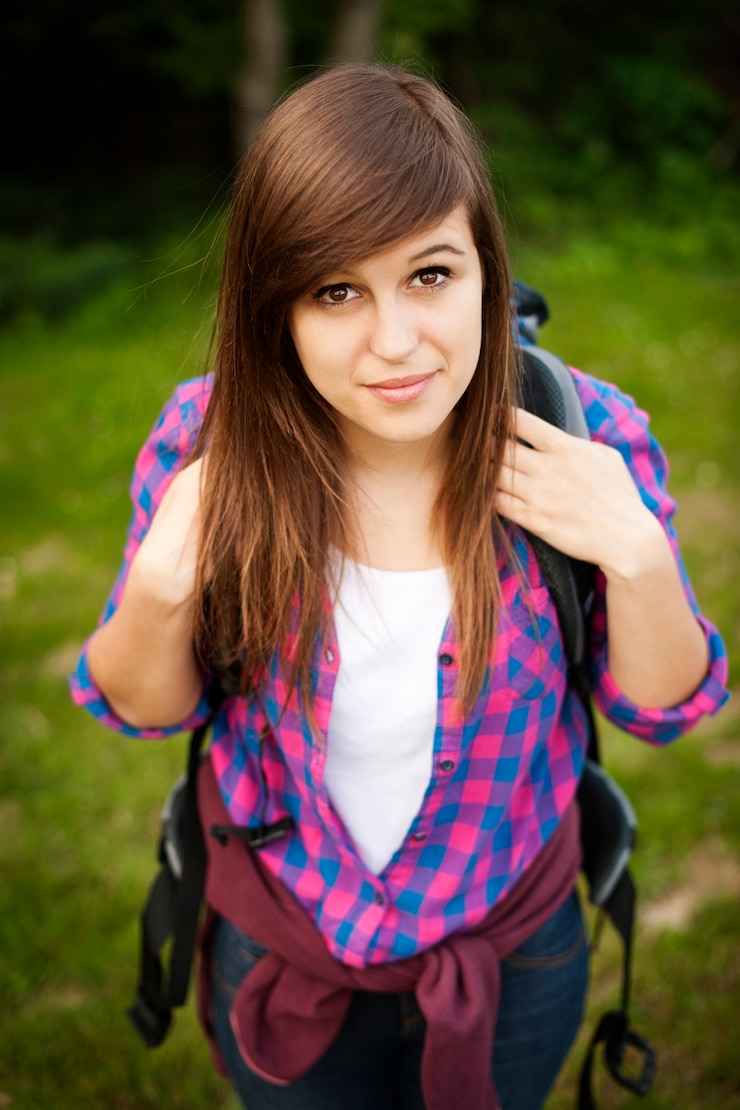 Photo gratuit belle randonneuse