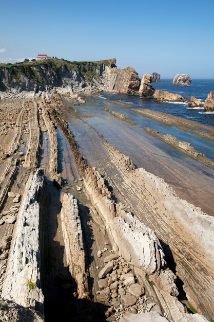 Belle vue sur la plage au calme