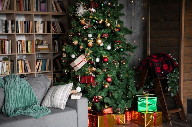 Photo gratuite belles décorations de noël à l'intérieur