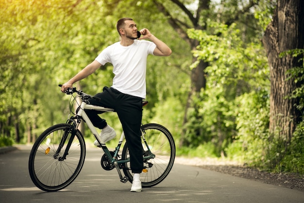 Bicyclette vélo de fond vélo actif