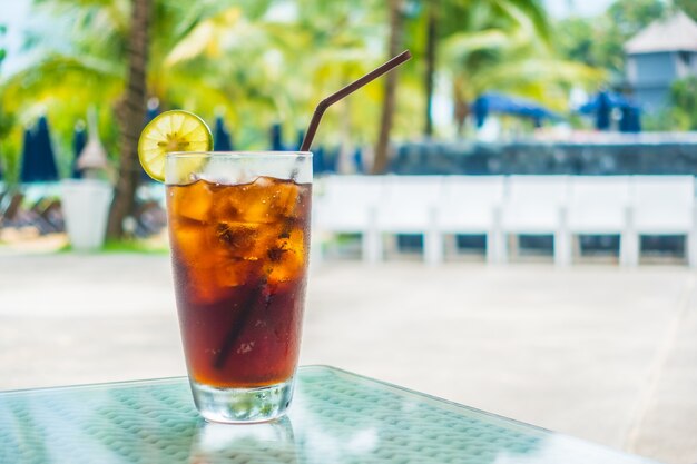 boisson gazeuse avec de la glace