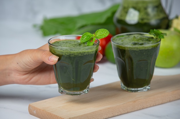 Boisson saine, smoothie aux légumes