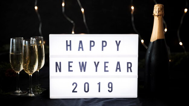 Bonne année 2019 inscription sur tableau blanc
