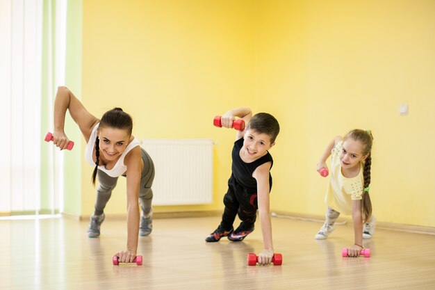 Bonne danse classe de famille blanc