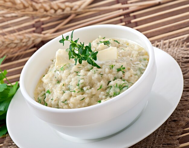 Bouillie de blé aux herbes