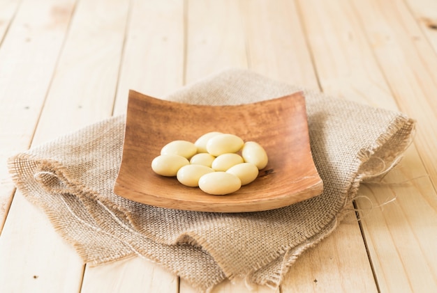 Boule de chocolat blanc