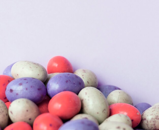 Boule de haricots aux oeufs chocolat texturé