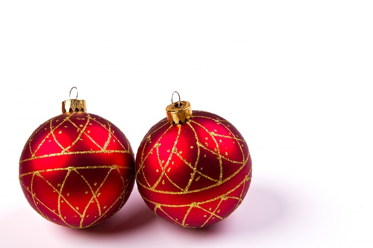 Photo gratuit boule de noël rouge avec décorations de noël