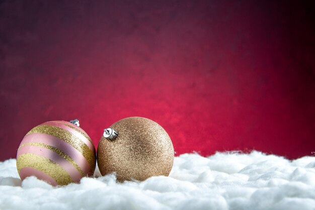 Boules de sapin de Noël vue de face