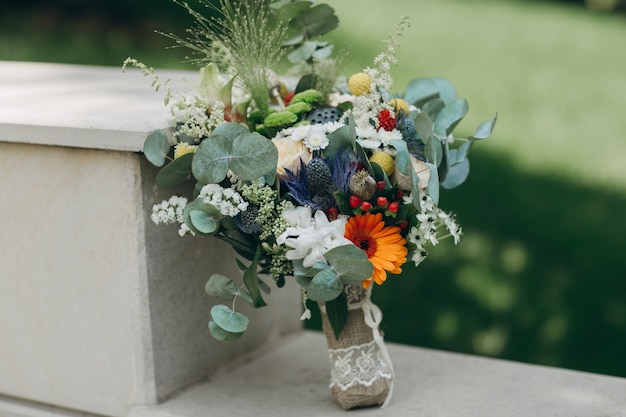 Photo gratuite bouquet dans un pot