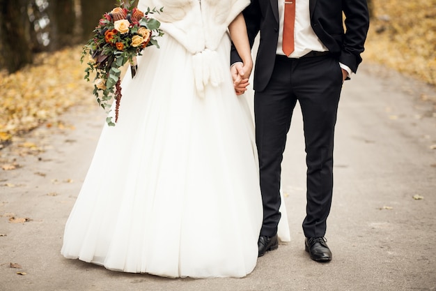 Bouquet fleurs mariage beauté robe