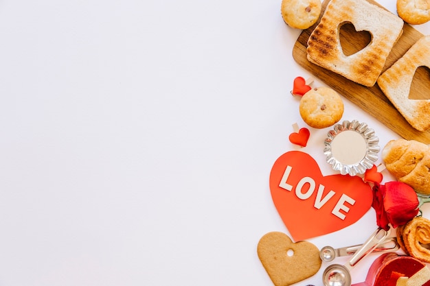 Photo gratuite bouquet de pâtisserie pour la saint-valentin