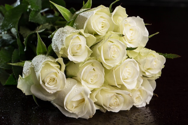 Bouquet de roses blanches