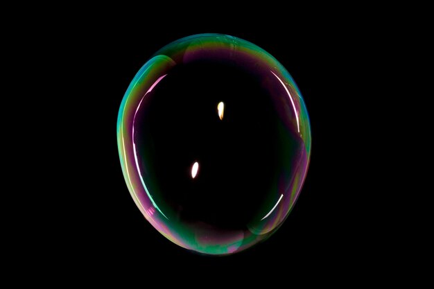 Bulles sur fond noir