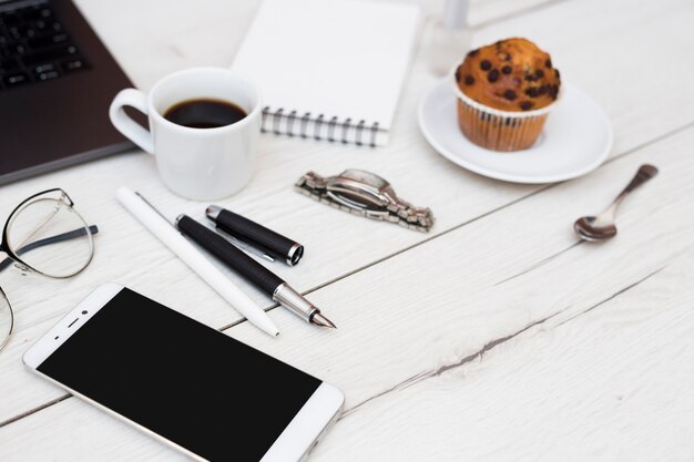 Bureau bureau avec objets